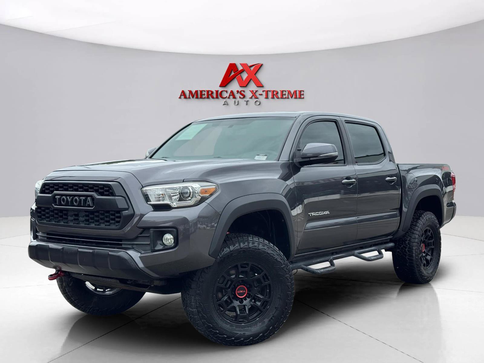 Used 2017 Toyota Tacoma TRD Off-Road w/ Premium & Technology Package AWD/4WD image 1