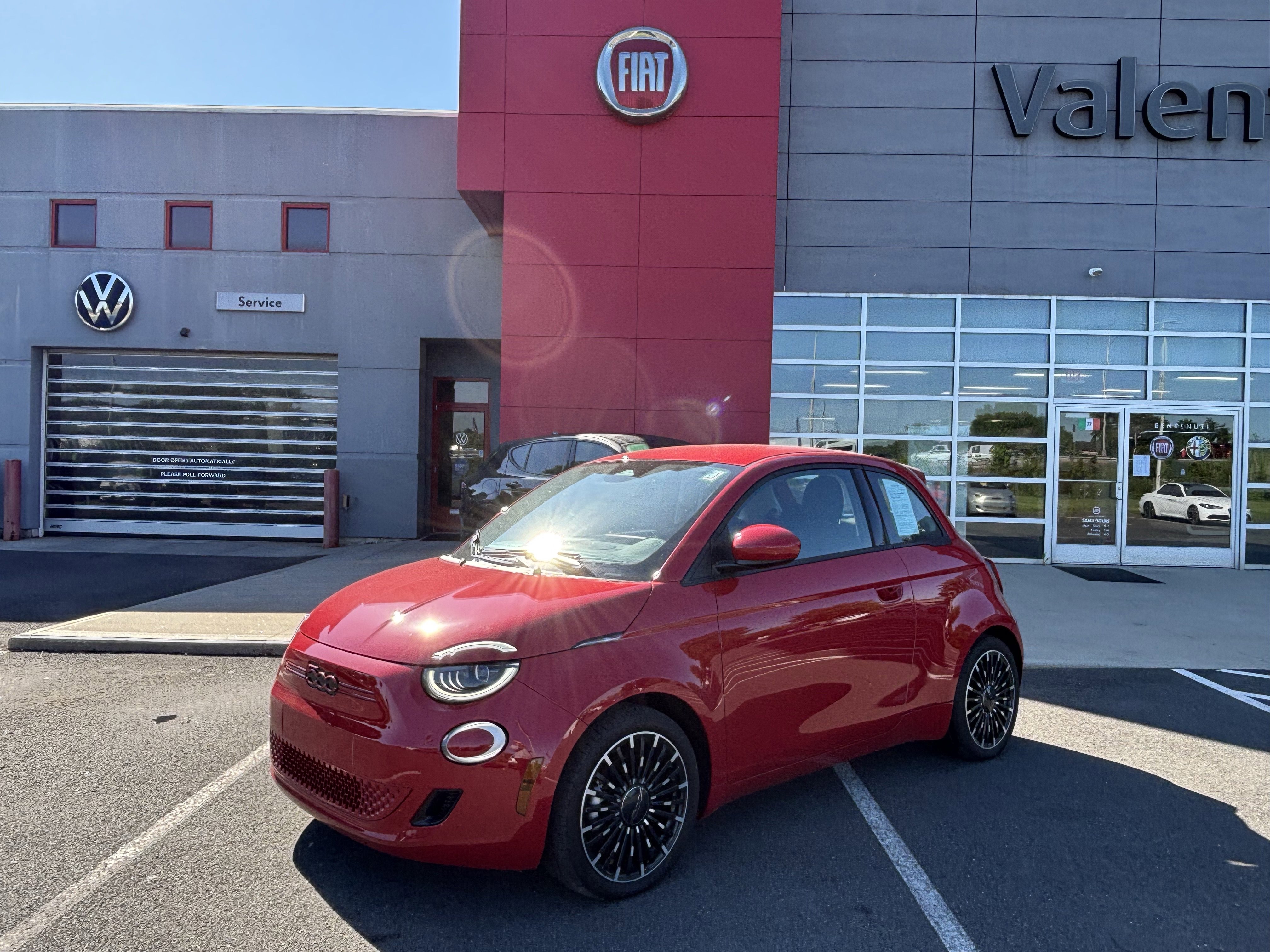 Used 2024 FIAT 500 e (RED)