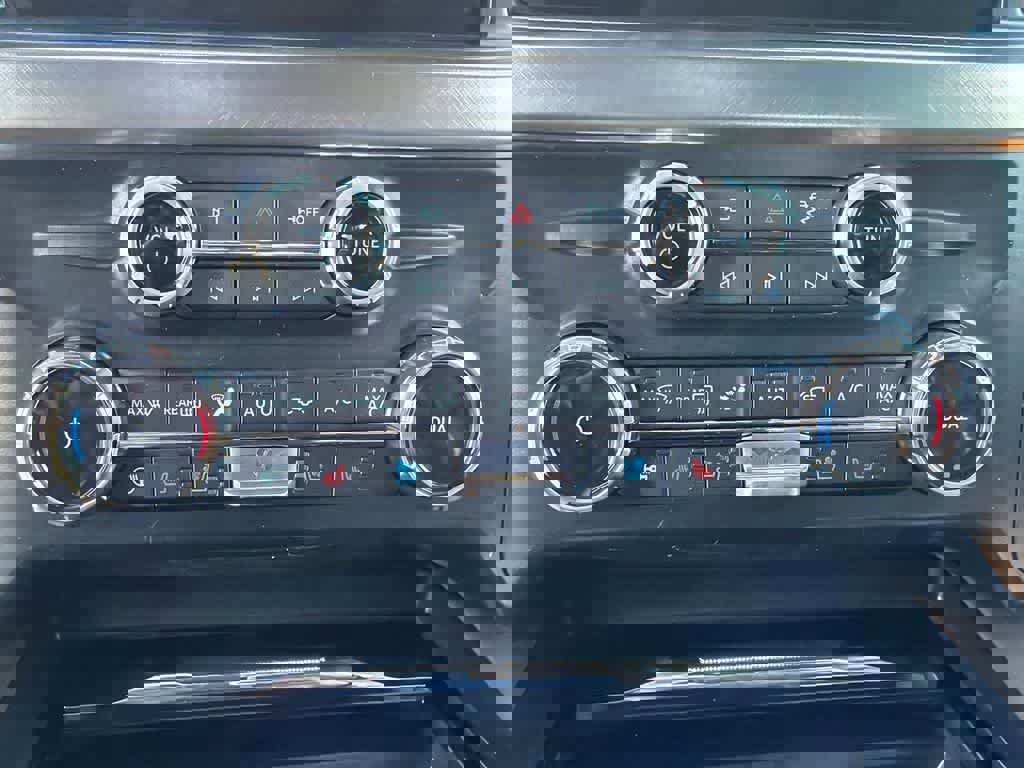 New 2026 Ford F250 King Ranch w/ Chrome Package image 28