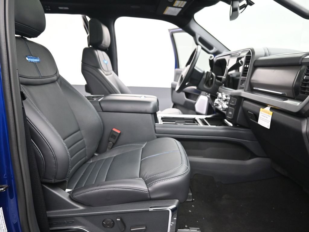 New 2026 Ford F250 Platinum w/ Tremor Off-Road Package image 24
