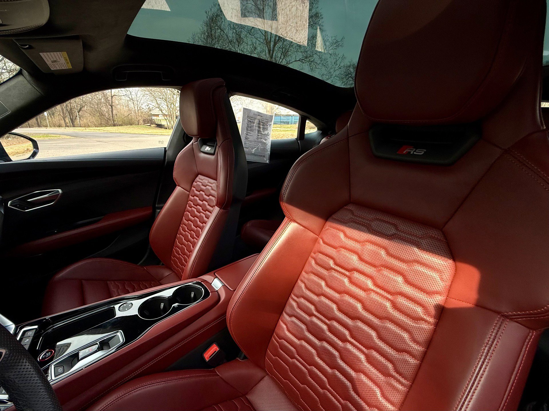 Used 2024 Audi RS e-tron GT w/ Carbon Performance Package image 9