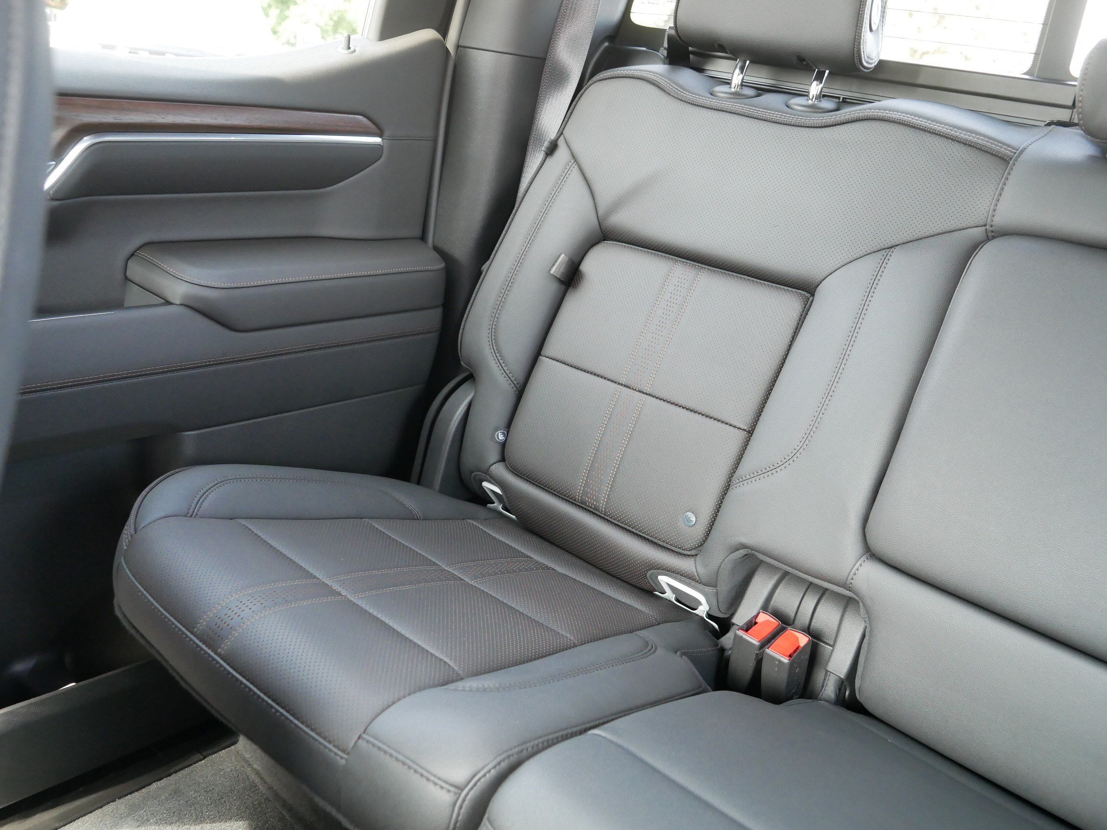 Used 2022 Chevrolet Silverado 1500 High Country AWD/4WD image 12
