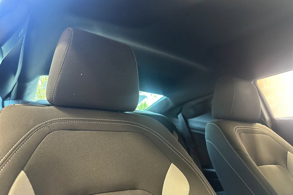 Used 2020 Chevrolet Camaro LT RWD image 16