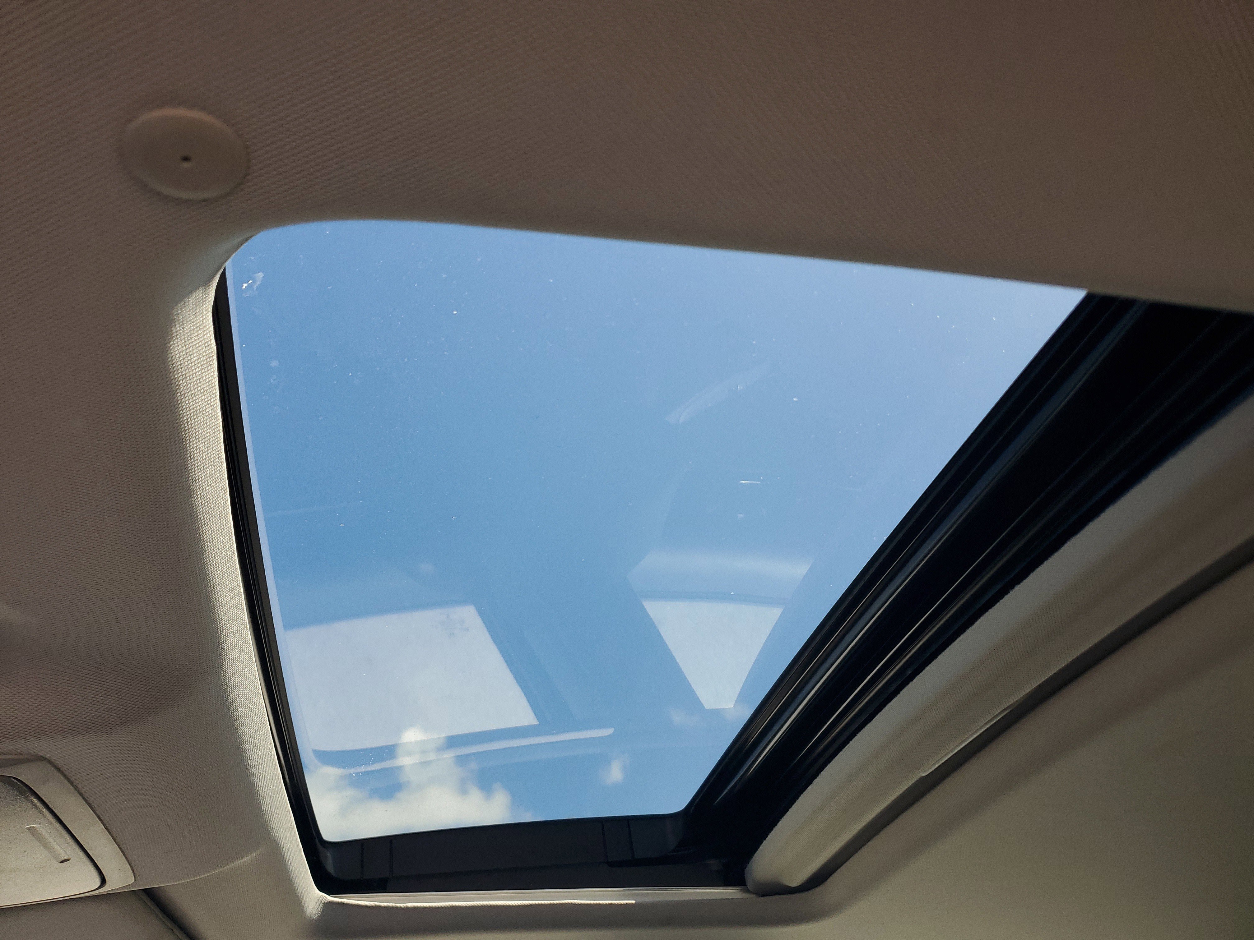 Used 2021 Honda Accord Touring image 11