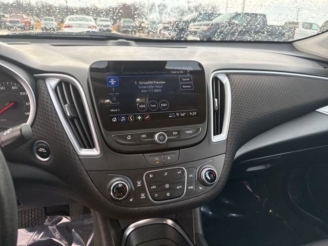 Used 2024 Chevrolet Malibu LT image 24