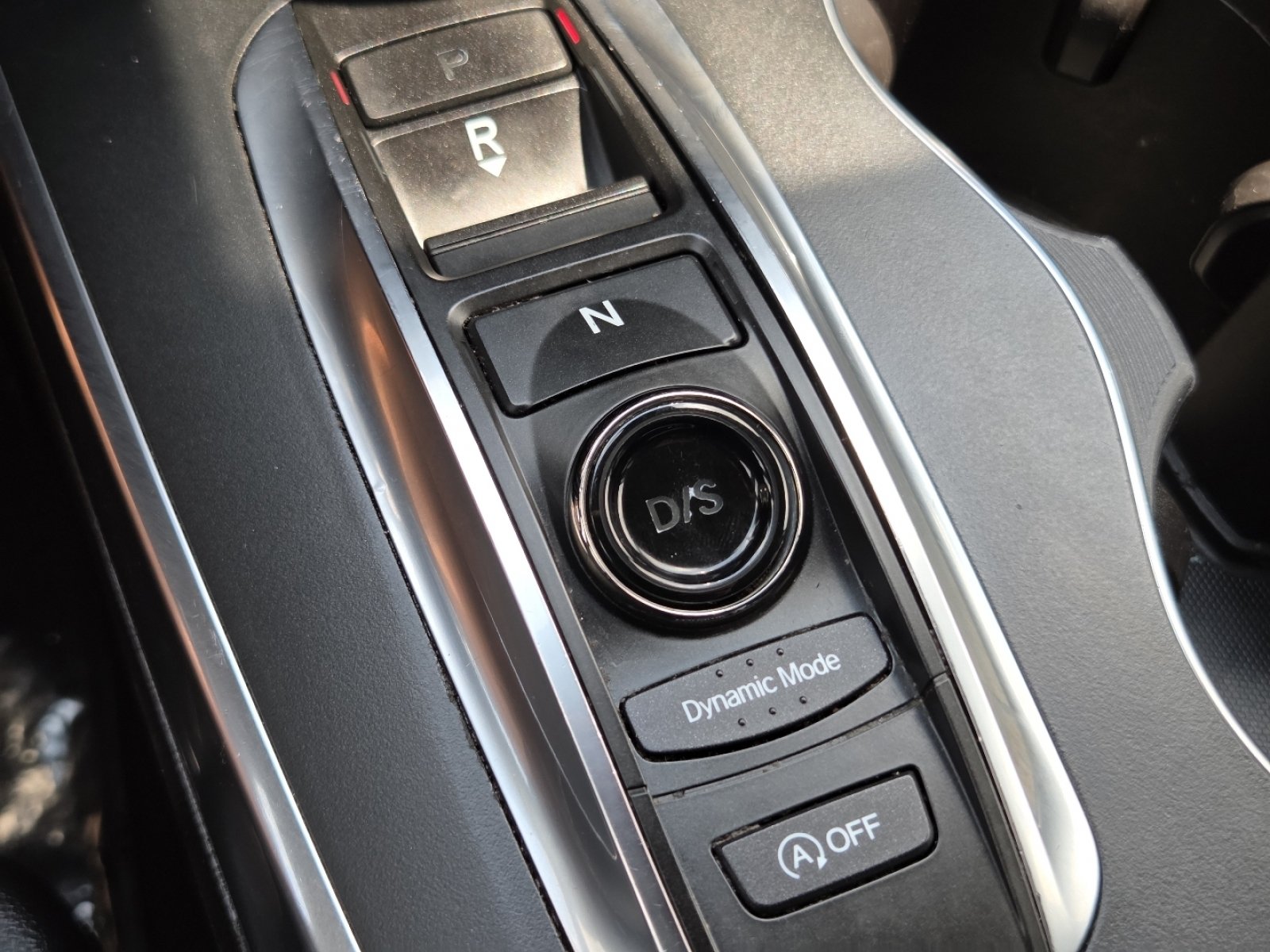 Used 2019 Acura MDX w/ Technology & Entertainment AWD/4WD image 35