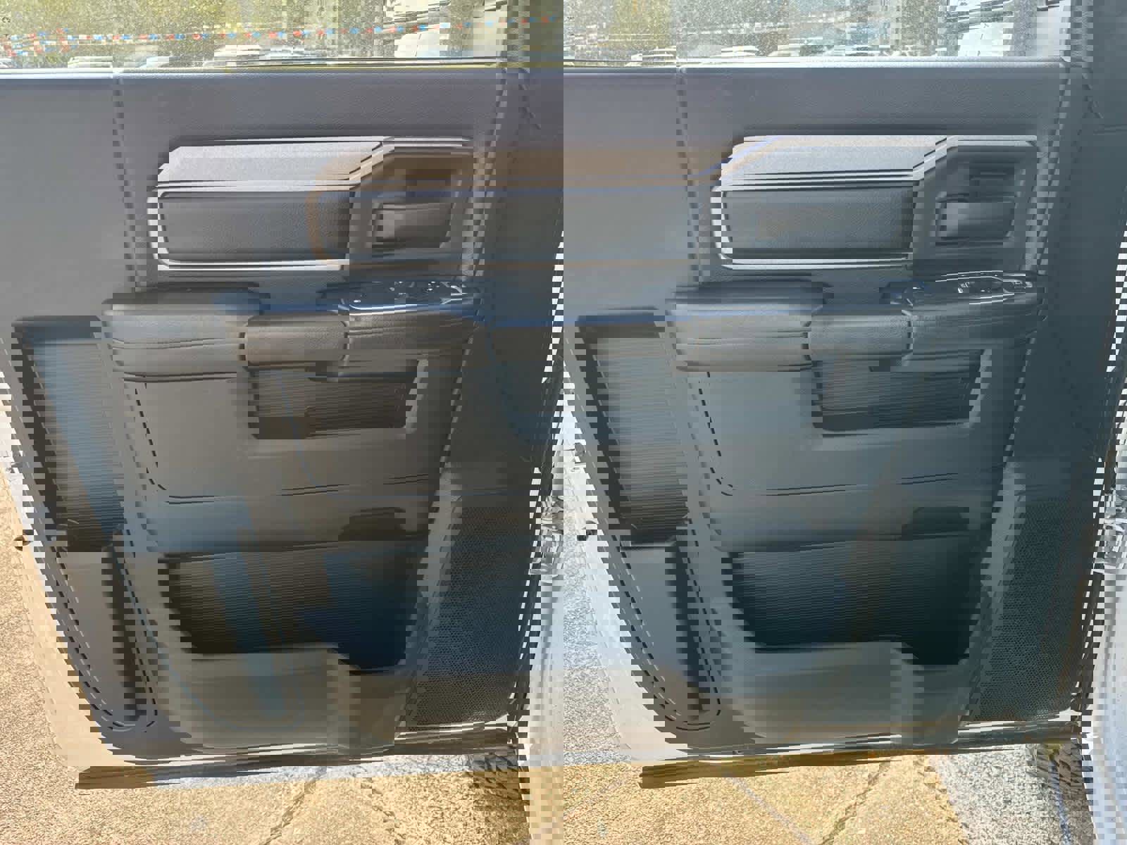 Used 2024 RAM 3500 Tradesman w/ Chrome Appearance Group image 27