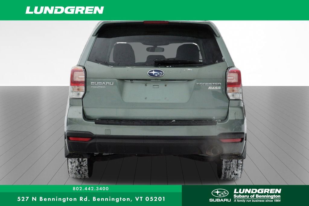 Used 2017 Subaru Forester 2.5i Premium w/ All-Weather Package image 4