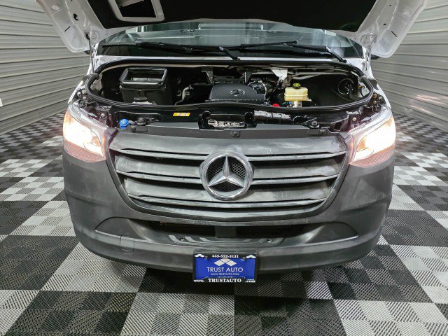 Used 2023 Mercedes-Benz Sprinter 2500 image 28