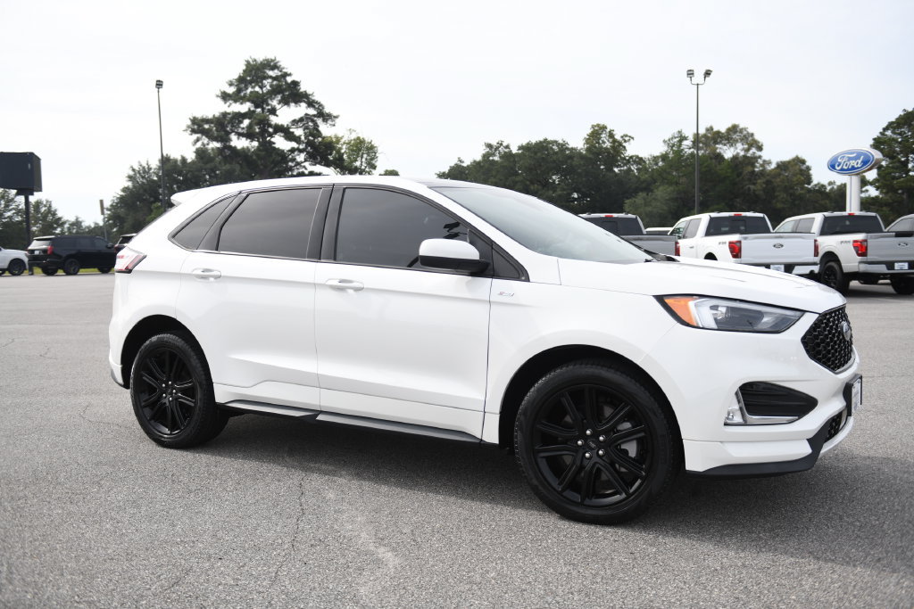 Used 2022 Ford Edge ST-Line w/ Class II Trailer Tow Package