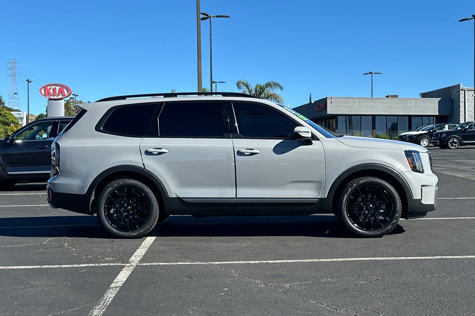Certified 2023 Kia Telluride SX Prestige X-Pro image 4