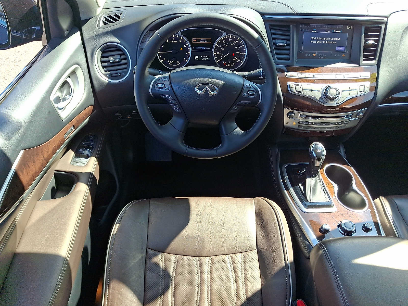 Used 2019 INFINITI QX60 Luxe w/ Sensory Package AWD/4WD image 12