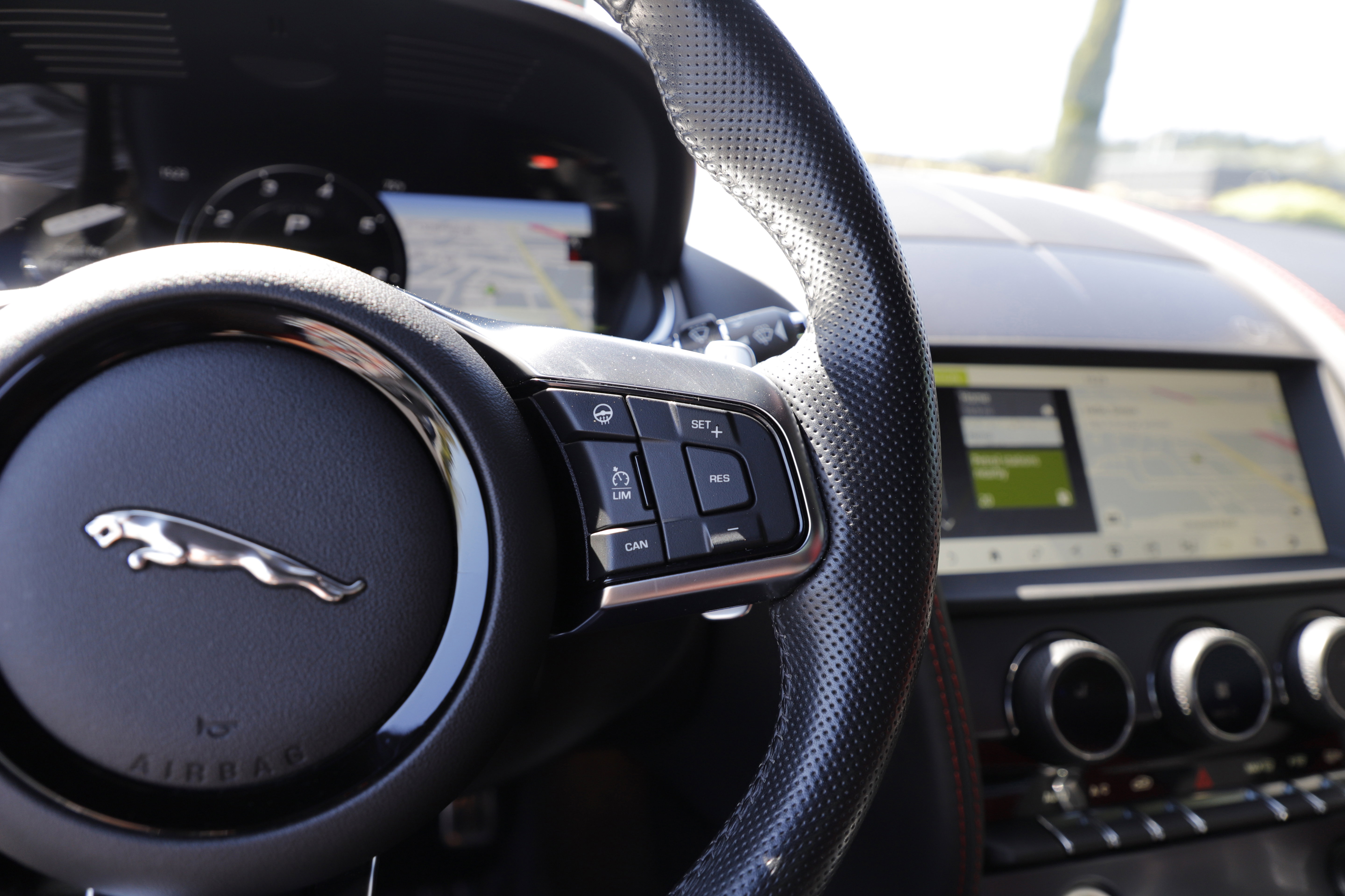 Certified 2023 Jaguar F-TYPE R AWD/4WD image 19