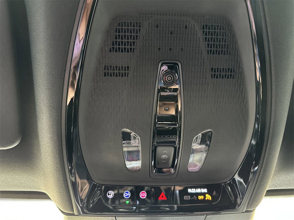 New 2026 Cadillac Lyriq V image 27