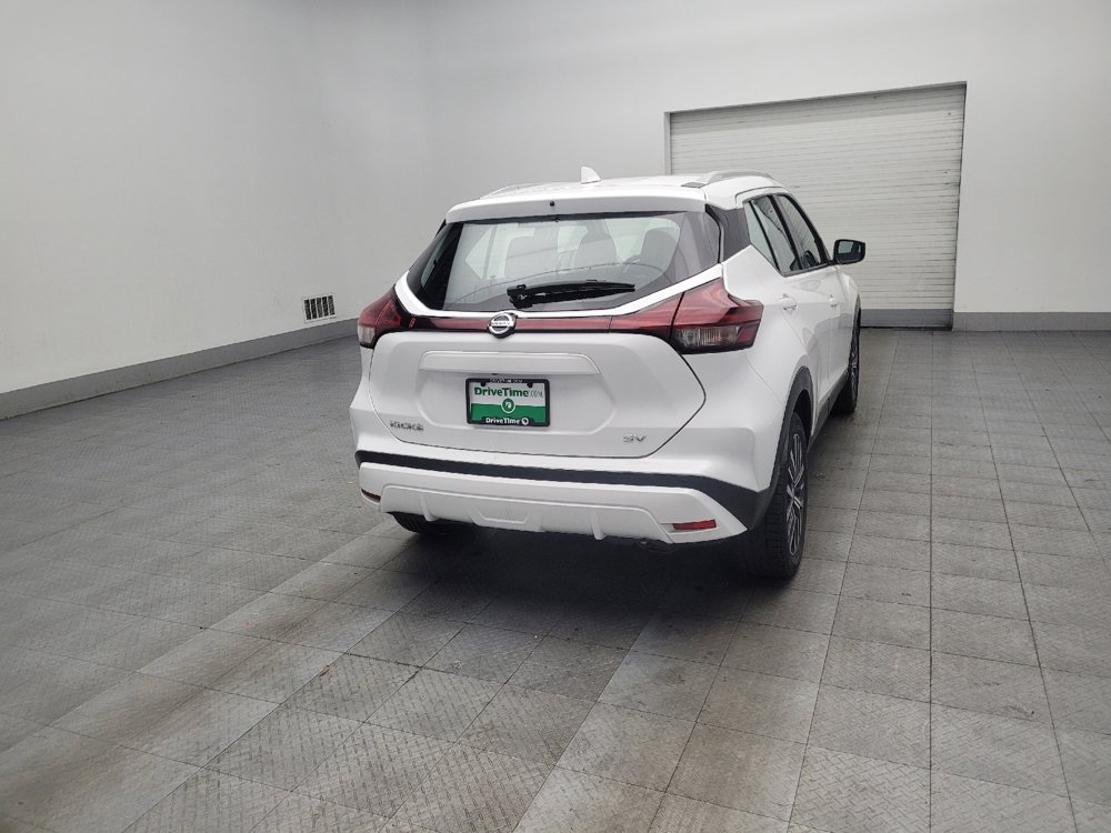 Used 2021 Nissan Kicks SV image 9