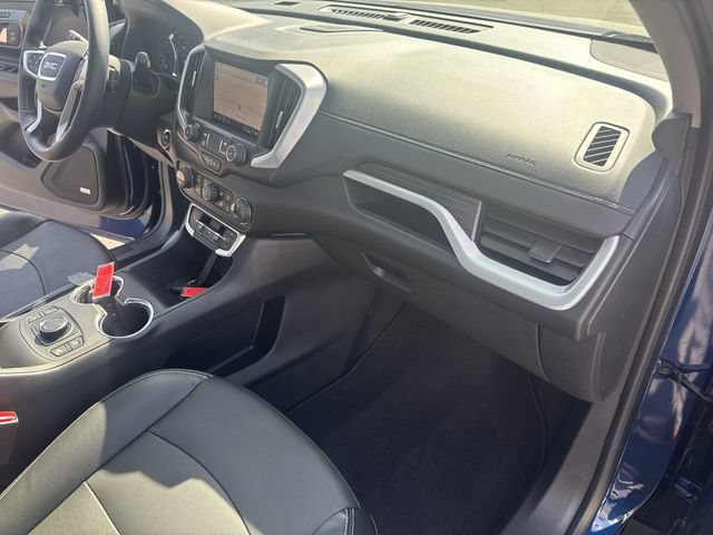 Used 2023 GMC Terrain SLT w/ Infotainment Package II AWD/4WD image 30