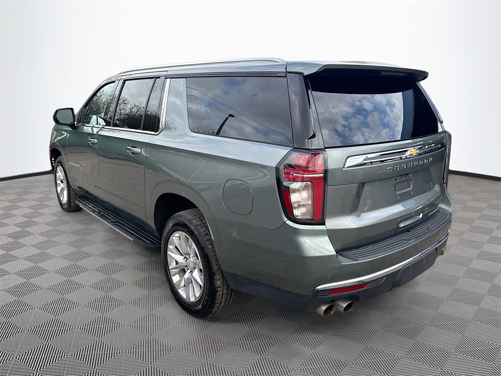 Used 2023 Chevrolet Suburban Premier image 8