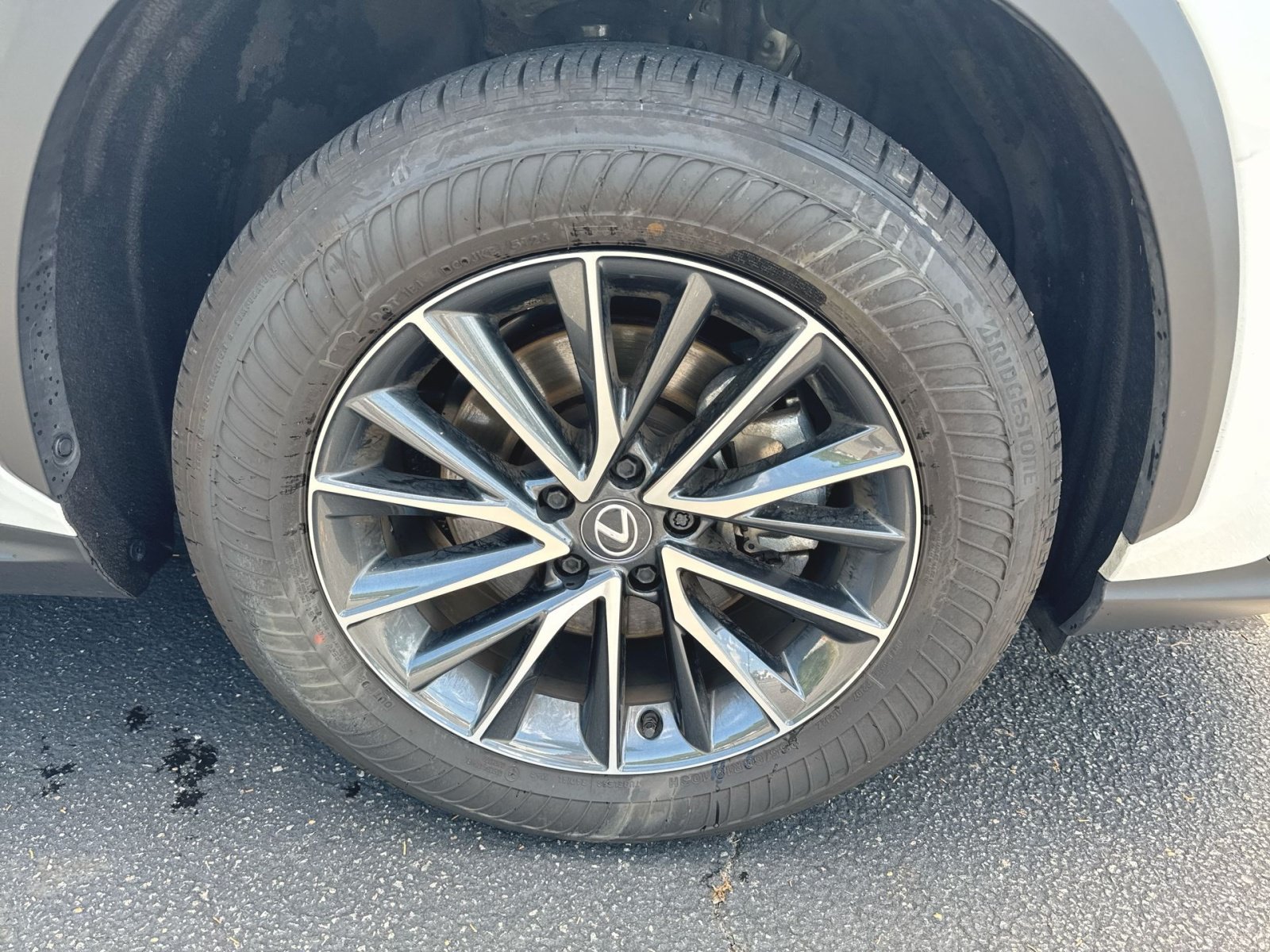 Used 2025 Lexus NX 350 AWD w/ Accessory Package (Z2) image 2