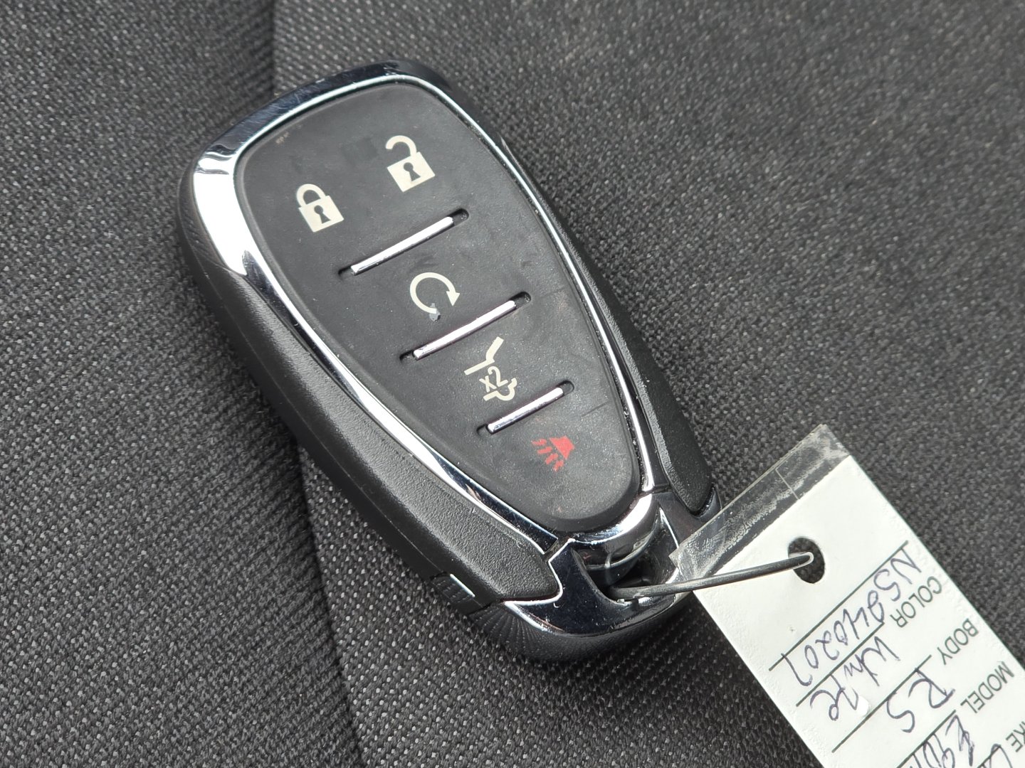 Certified 2022 Chevrolet Equinox RS w/ Infotainment Package image 36