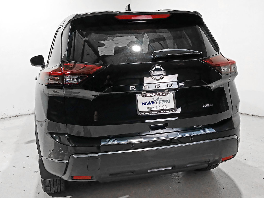Used 2026 Nissan Rogue SV AWD/4WD image 5