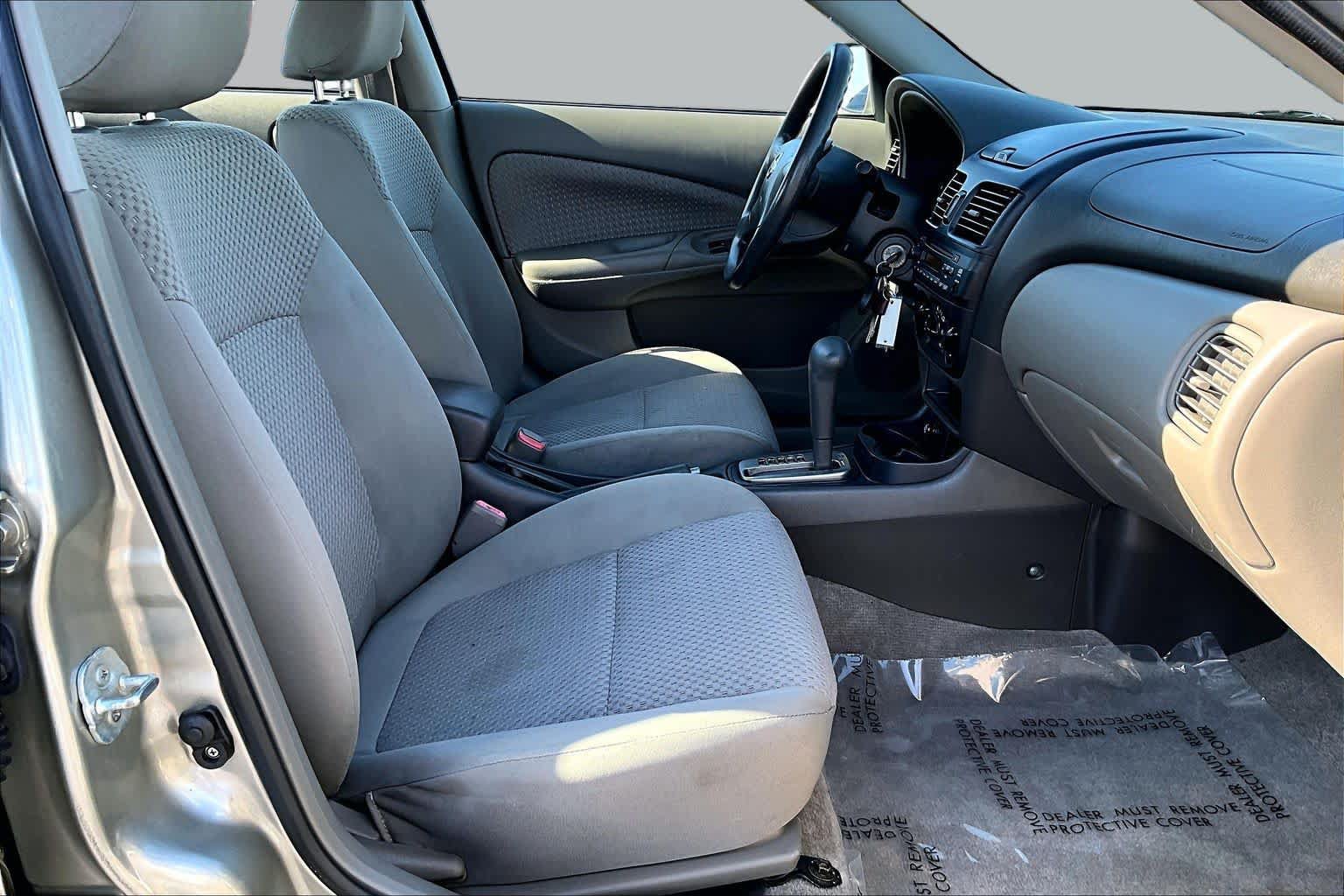 Used 2004 Nissan Sentra S FWD image 8