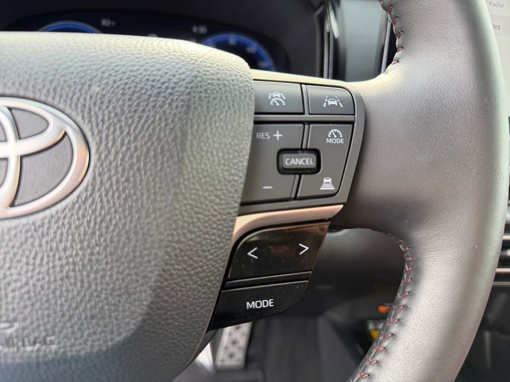 Used 2025 Toyota Camry XSE image 20