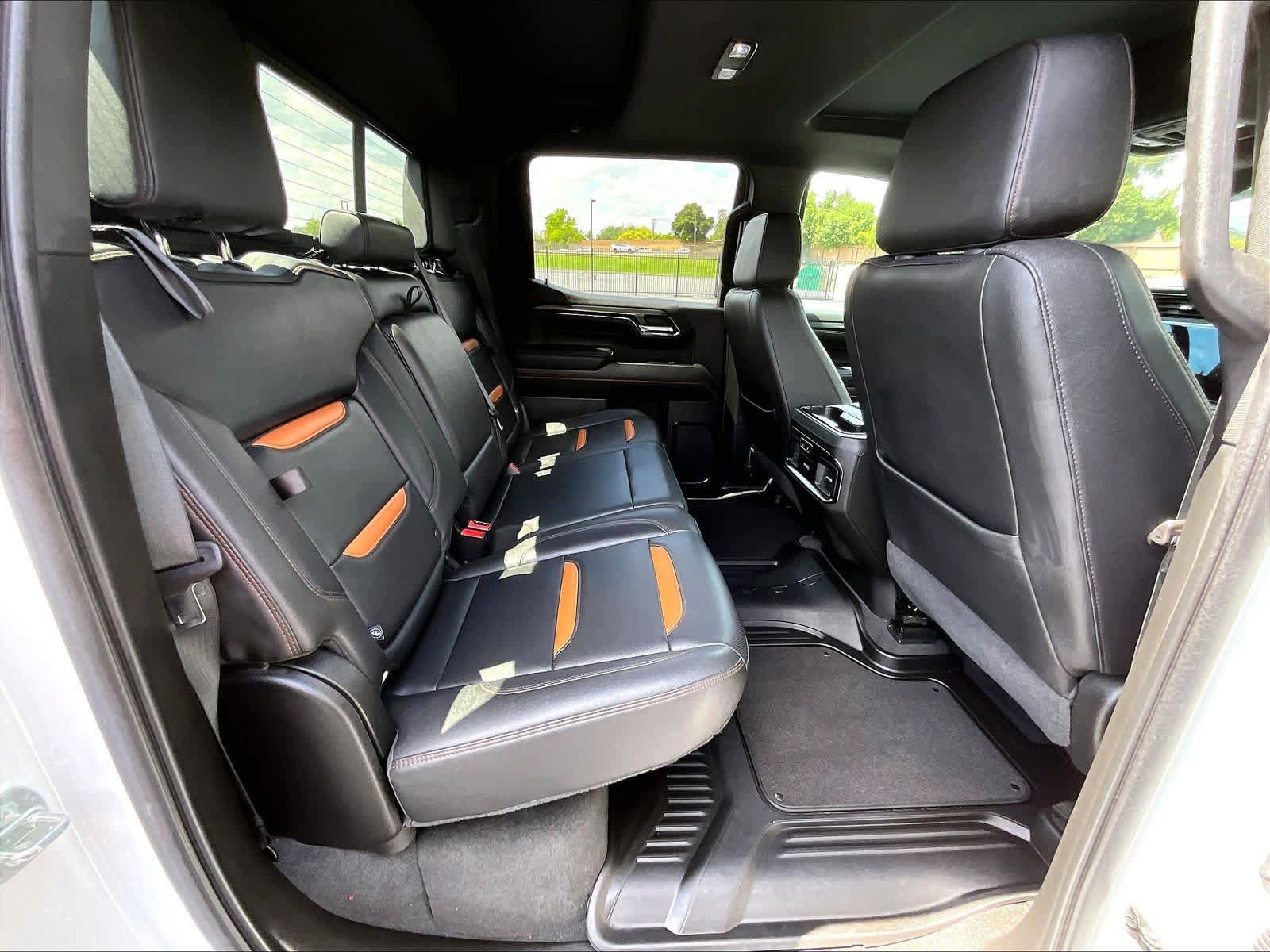 Used 2022 GMC Sierra 1500 AT4 w/ AT4 Premium Package AWD/4WD image 29