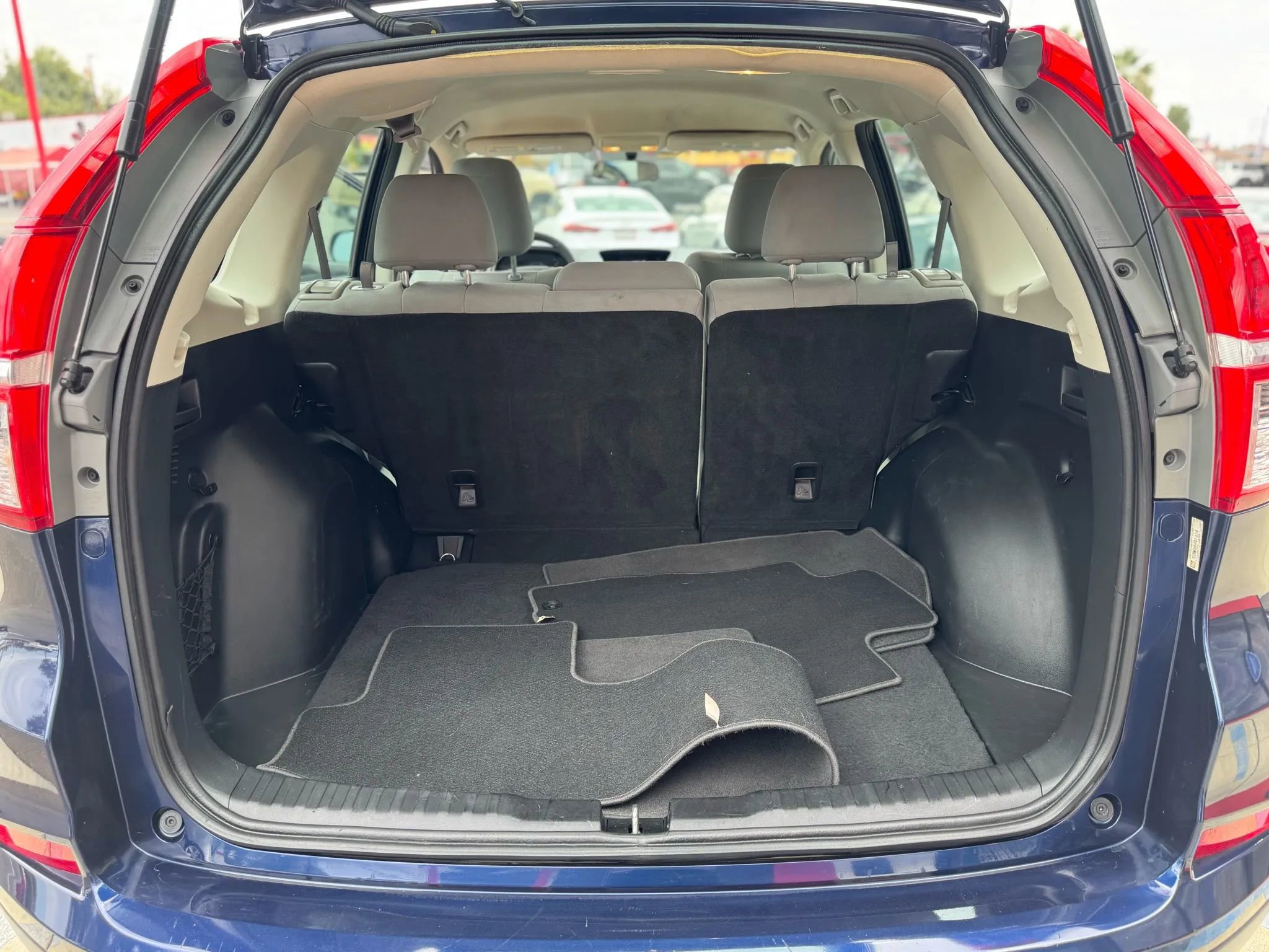 Used 2015 Honda CR-V LX image 17