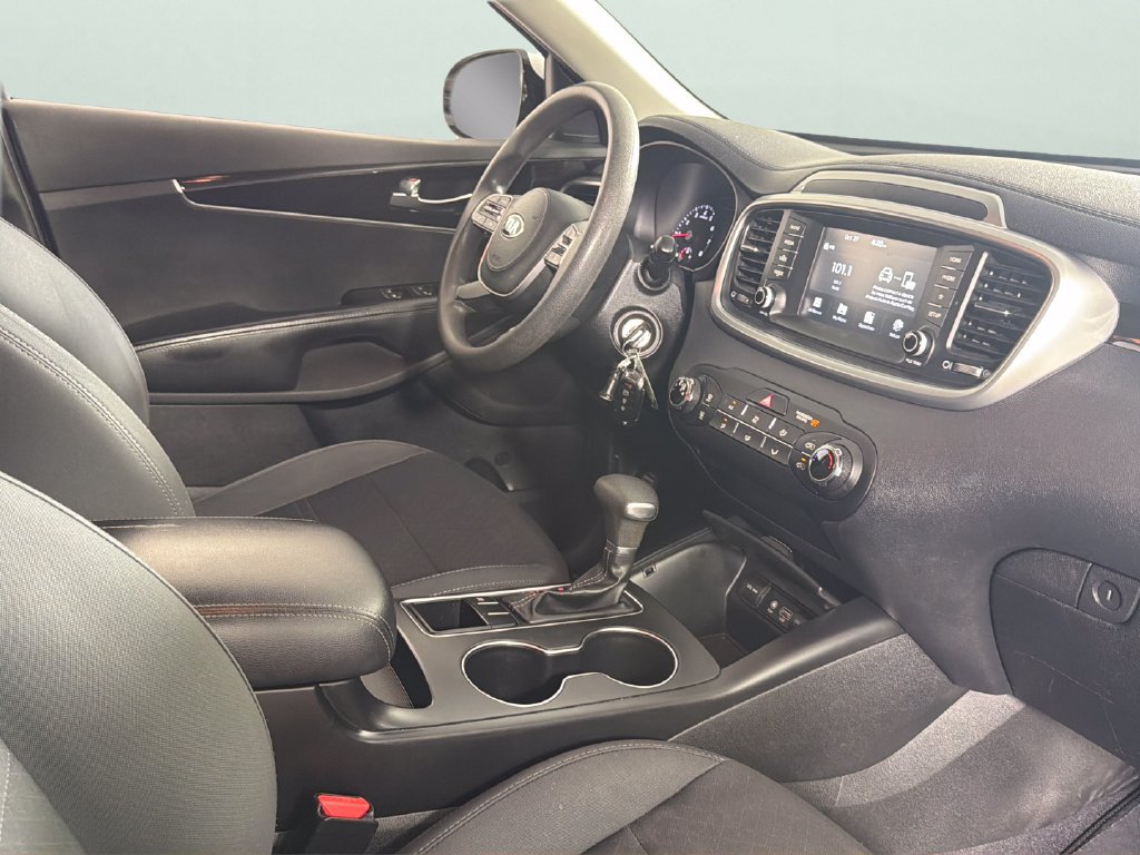 Used 2019 Kia Sorento FWD image 37