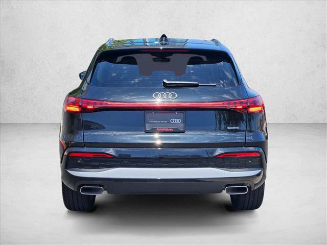 Used 2025 Audi Q5 Premium AWD/4WD image 7