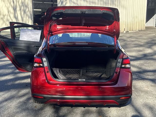 New 2025 Nissan Versa SR w/ Trunk Package FWD image 13