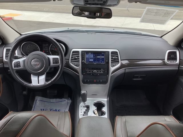 Used 2011 Jeep Grand Cherokee 70th Anniversary RWD image 6