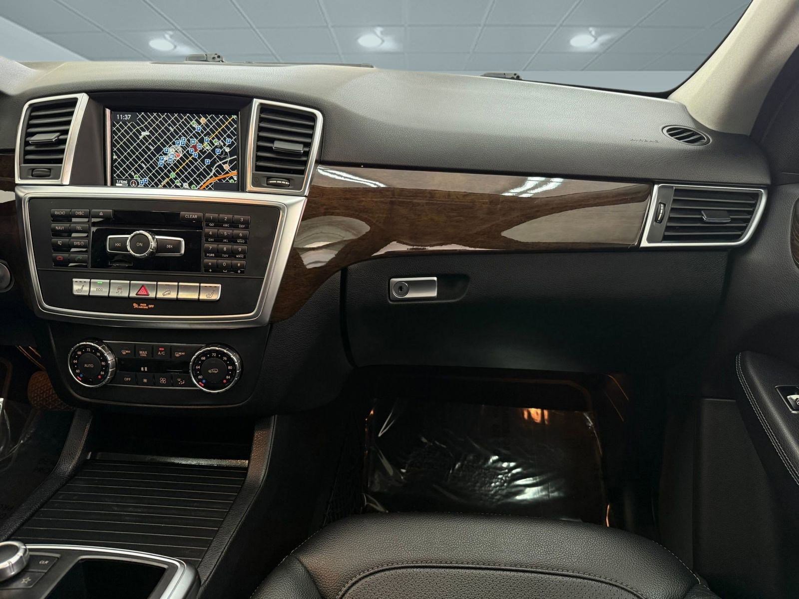 Used 2015 Mercedes-Benz ML 250 BlueTEC 4MATIC image 27