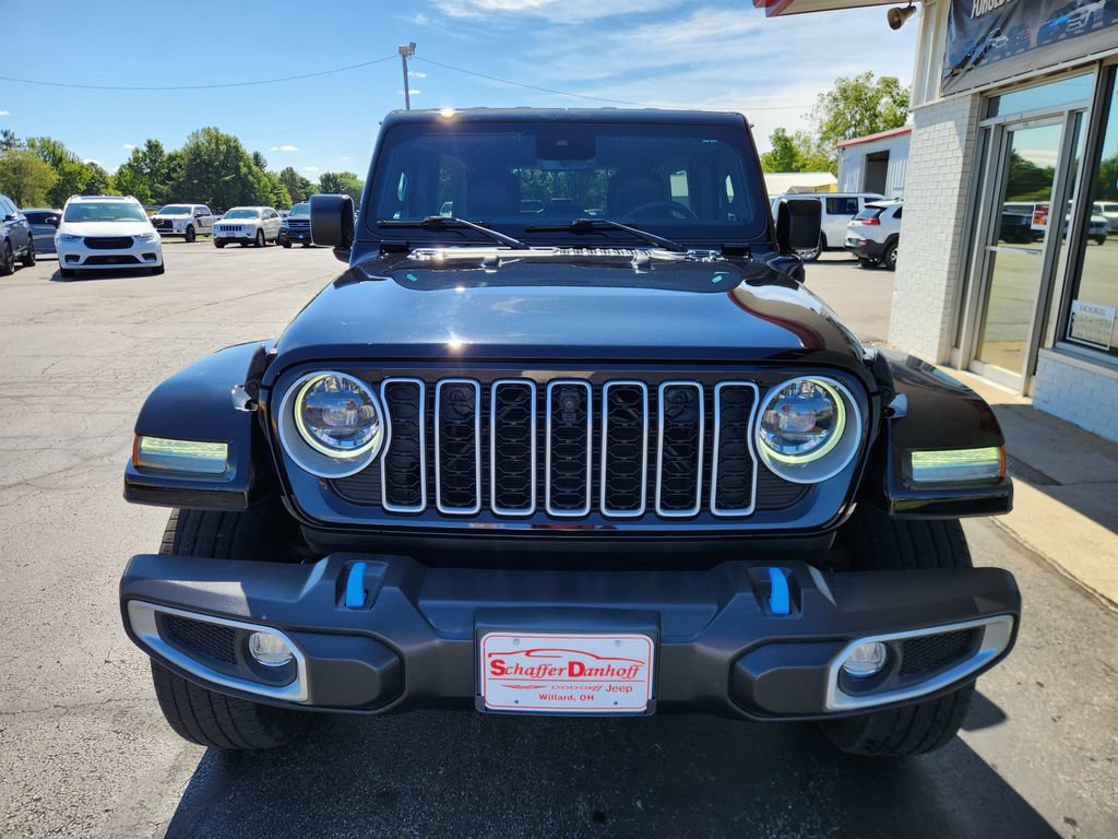 Used 2024 Jeep Wrangler Unlimited Sahara w/ Technology Group AWD/4WD image 9