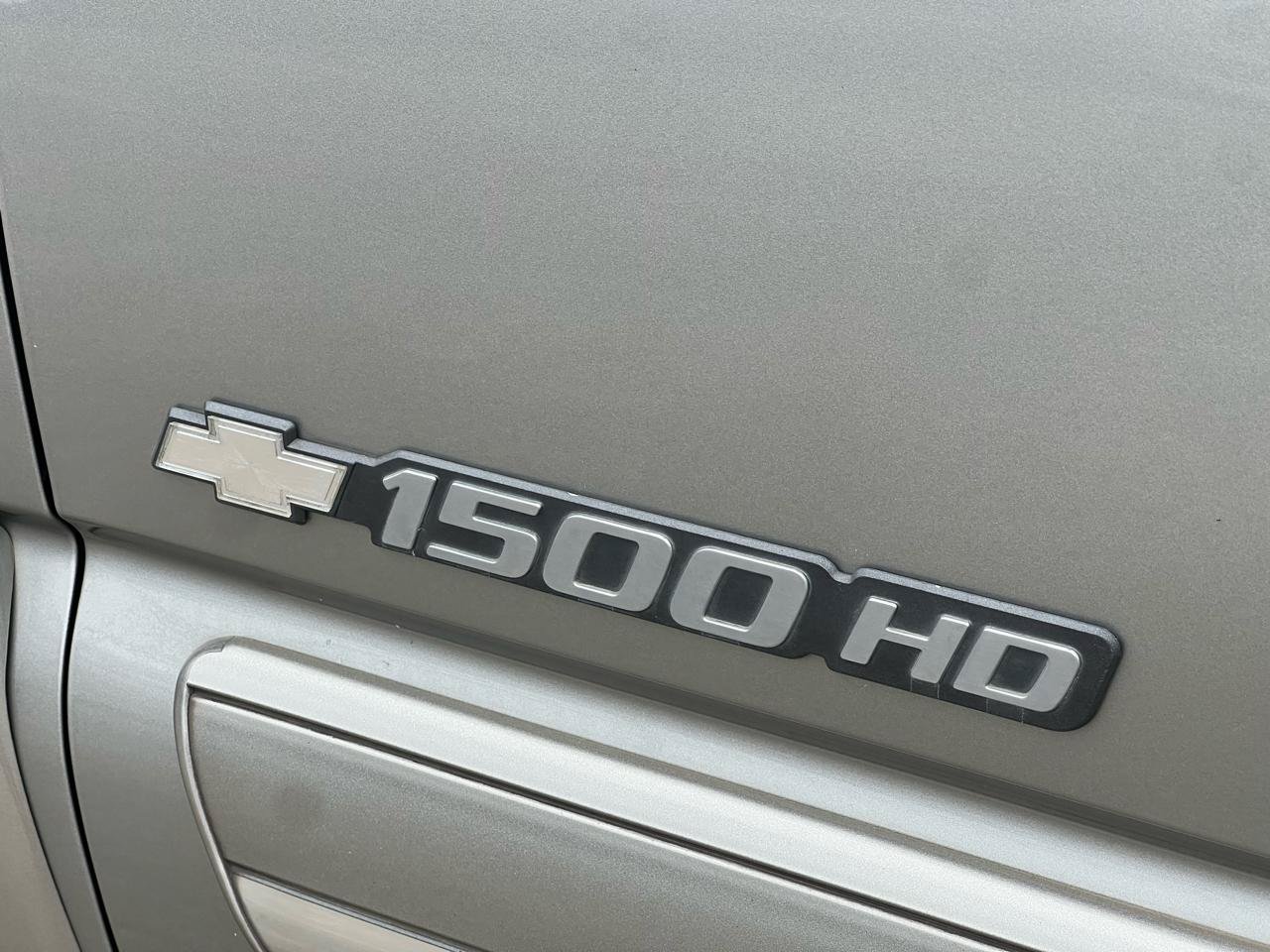 Used 2003 Chevrolet Silverado 1500 LS RWD image 18