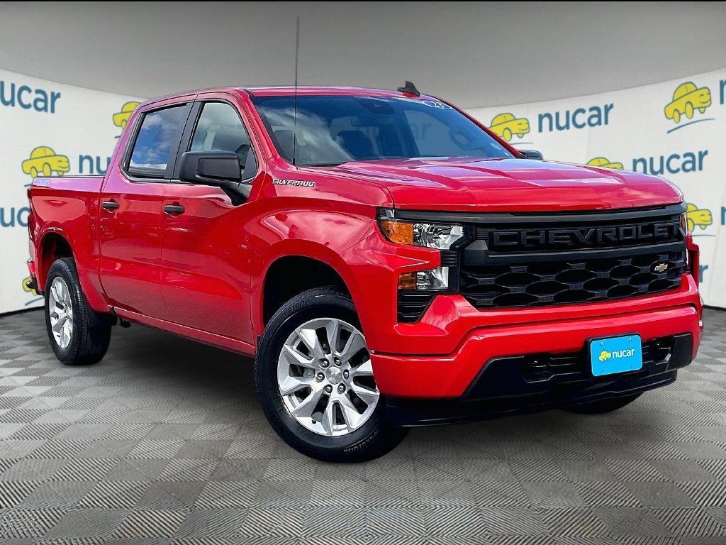 Used 2023 Chevrolet Silverado 1500 Custom AWD/4WD image 1
