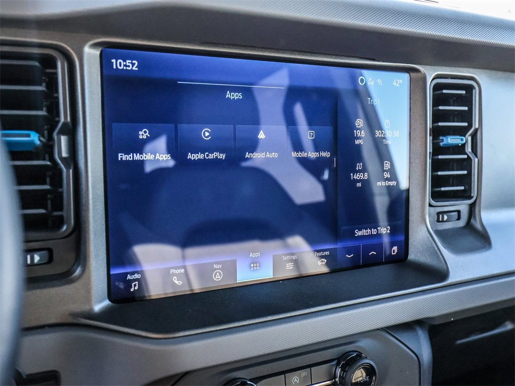 Used 2024 Ford Bronco Black Diamond image 32