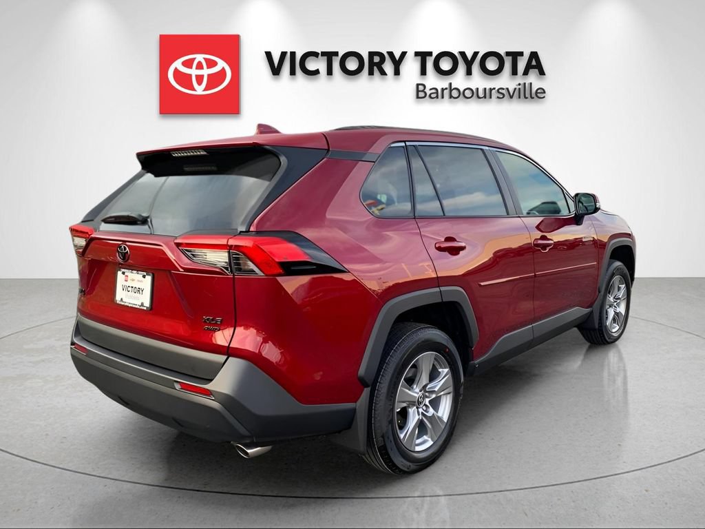 New 2025 Toyota RAV4 XLE w/ Convenience Package AWD/4WD image 4