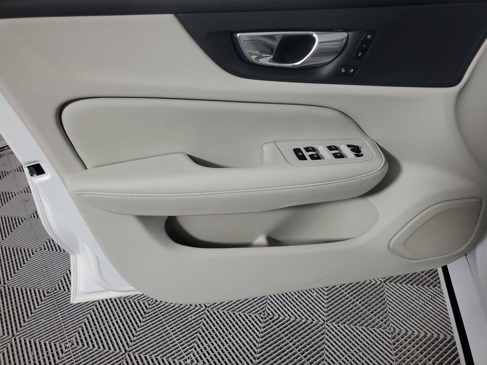 Certified 2024 Volvo S60 B5 Core FWD image 18