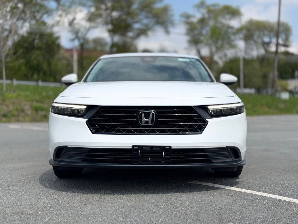 Used 2023 Honda Accord LX image 10