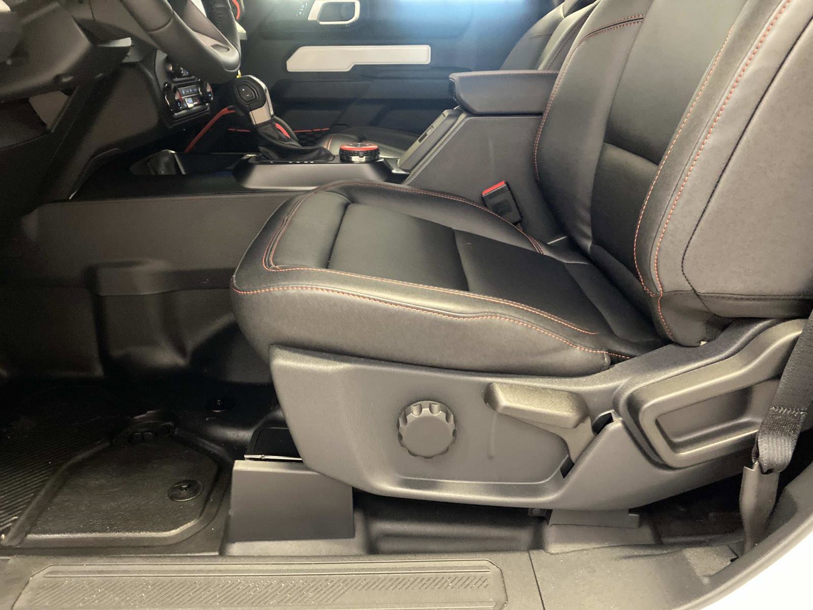 New 2025 Ford Bronco Stroppe Edition image 15