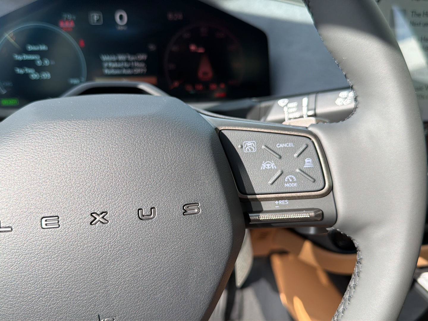 New 2026 Lexus ES 350e w/ Convenience Package FWD image 22