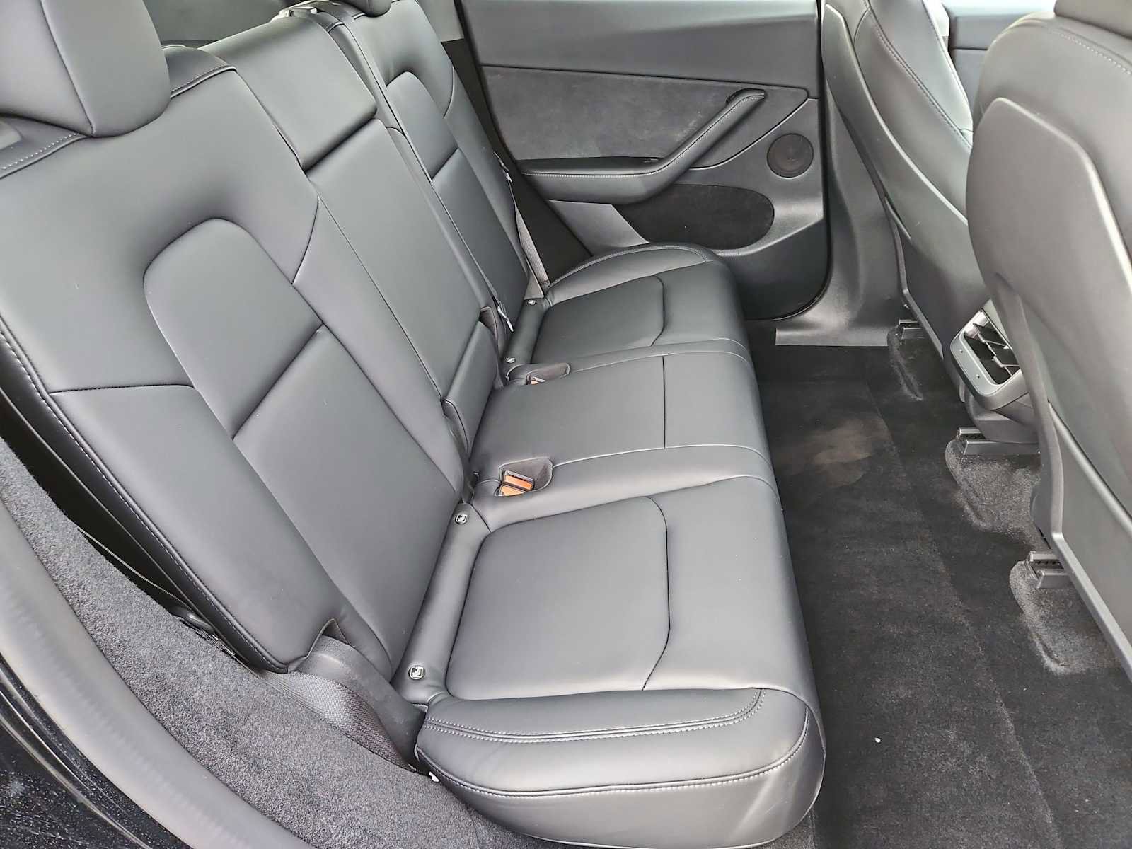 Used 2022 Tesla Model Y Performance image 36