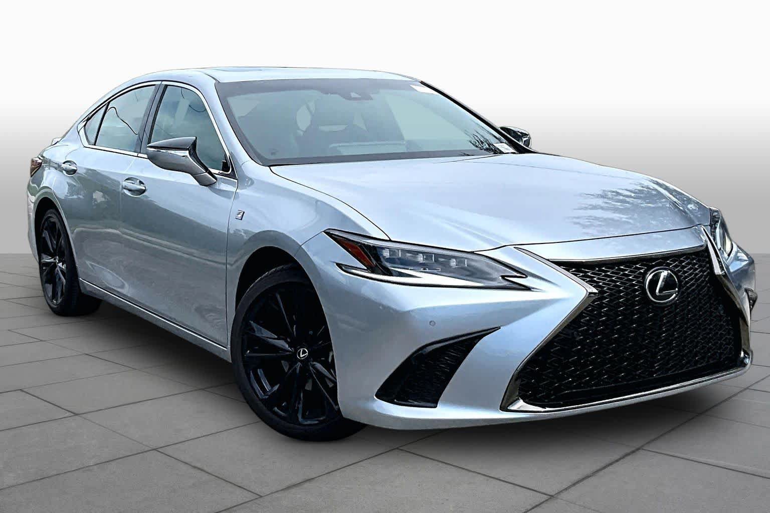 Used 2023 Lexus ES 300h F Sport FWD image 3