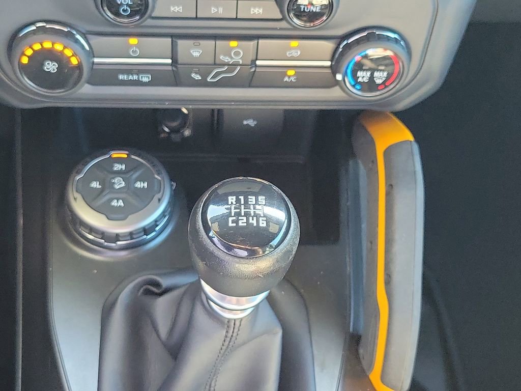 Used 2022 Ford Bronco Badlands w/ Sasquatch Package image 23