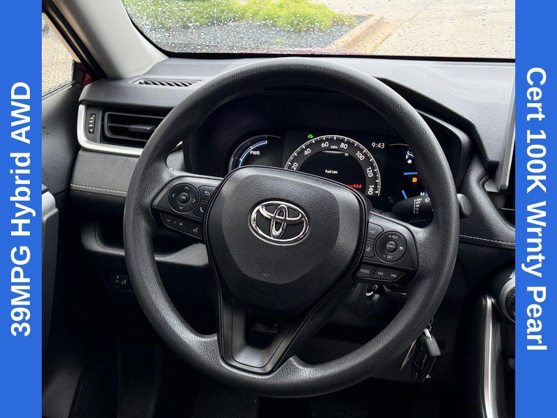 Used 2025 Toyota RAV4 LE AWD/4WD image 14
