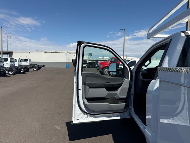 New 2026 Ford F350 XL w/ XL Chrome Package RWD image 21