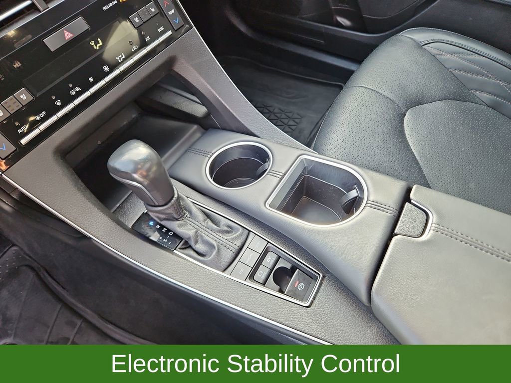Used 2021 Toyota Avalon Limited image 21
