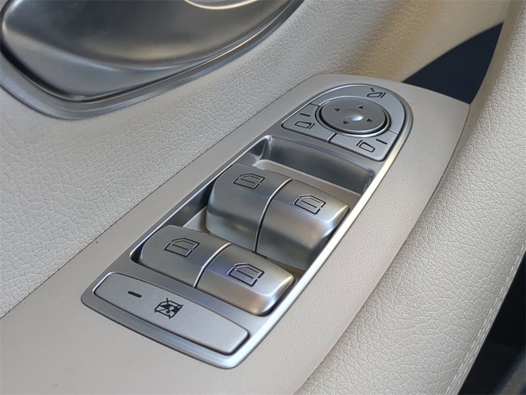 Used 2023 Mercedes-Benz E 450 Cabriolet image 23