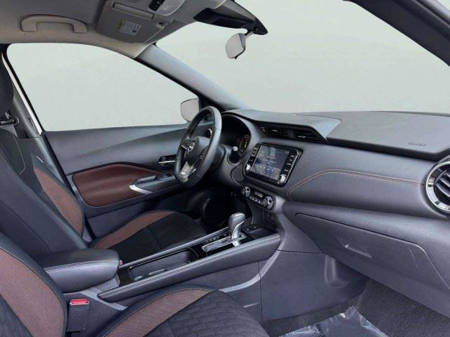 Used 2024 Nissan Kicks SR FWD image 47